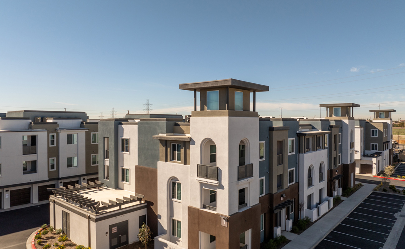 Apartments in Inland Empire Community The CORE on Foothill